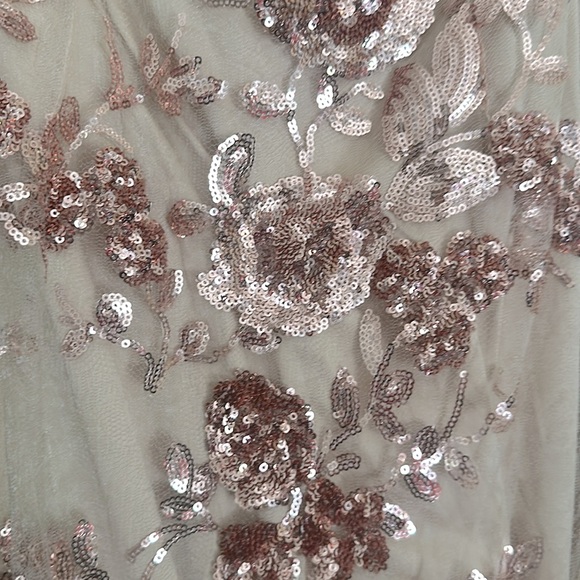 Lulus Shine Language Rose Gold Nude Flower Sequin Sexy Gorgeous Mermaid Maxi S - Picture 9 of 13